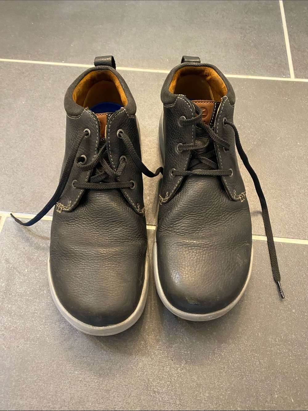 Clarks Size 13 Men's Black Leather Casual Lace-Up Shoes